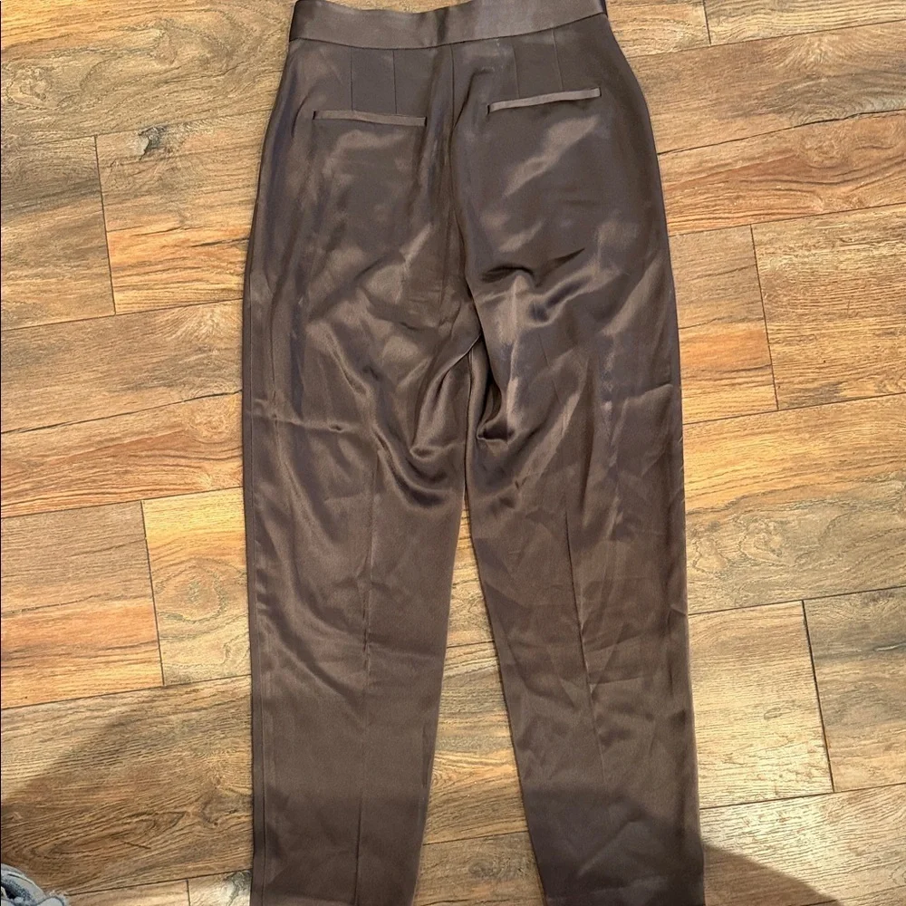 Aritzia Babaton Vogue Pants in brown. Women’s size 0 - Picture 6 of 6